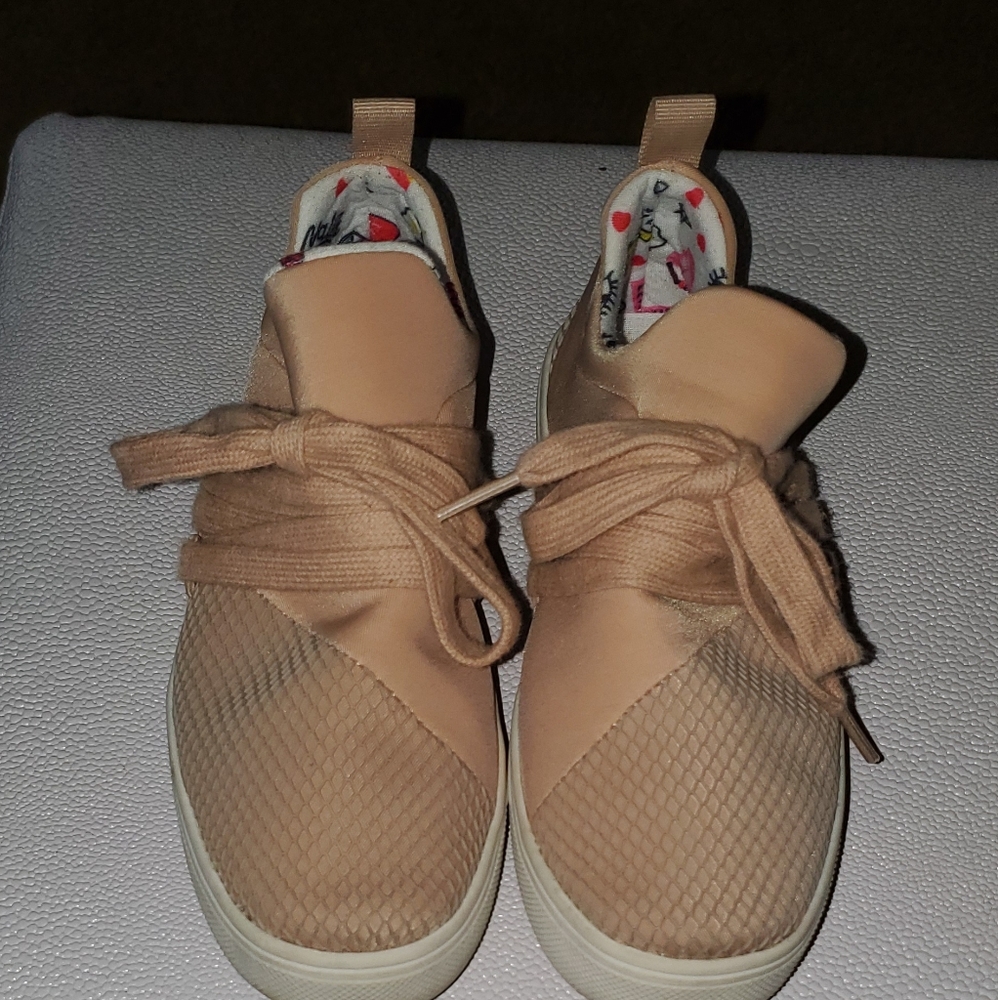 Steve Madden Sneakers for girls❣